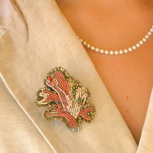 Broche brodée fait-main Corail Accessoires mode Lyon