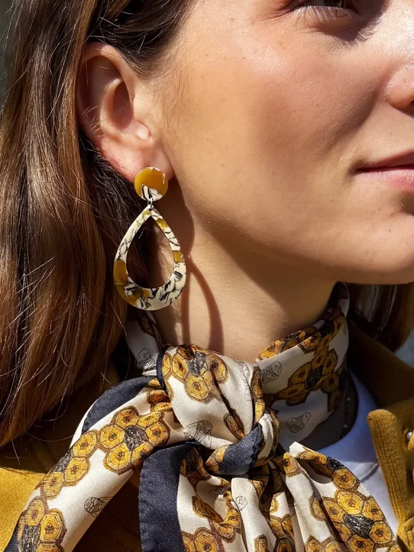 boucles d'oreilles légères pendentif goutte mix ocre bijoux lyon foulard soie
