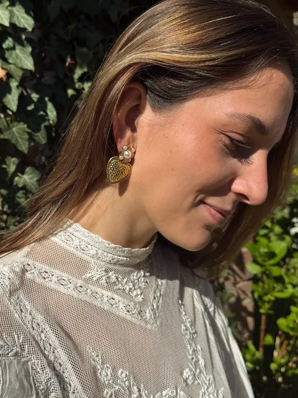 boucles d'oreilles nacre pendentif coeur style baroque romantique bijoux chics Lyon