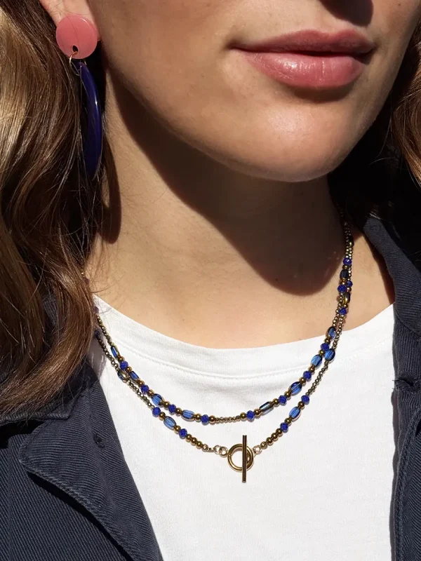 Collier long perles fines cristal bleu modèle Cora bijoux Lyon boucles d'oreilles